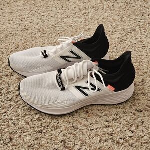 White New Balance, women's 11